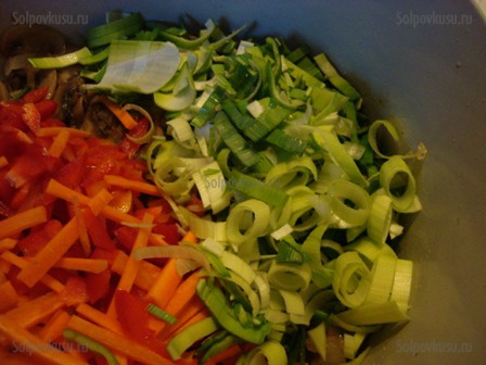 Говядина с овощами и фунчозой, рецепт