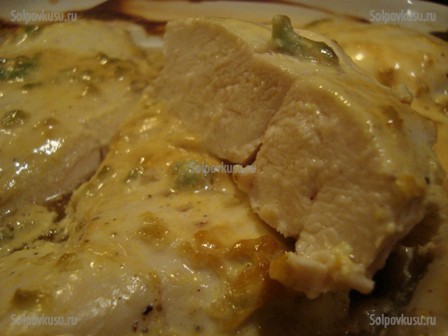 Куриное филе в сметанном соусе